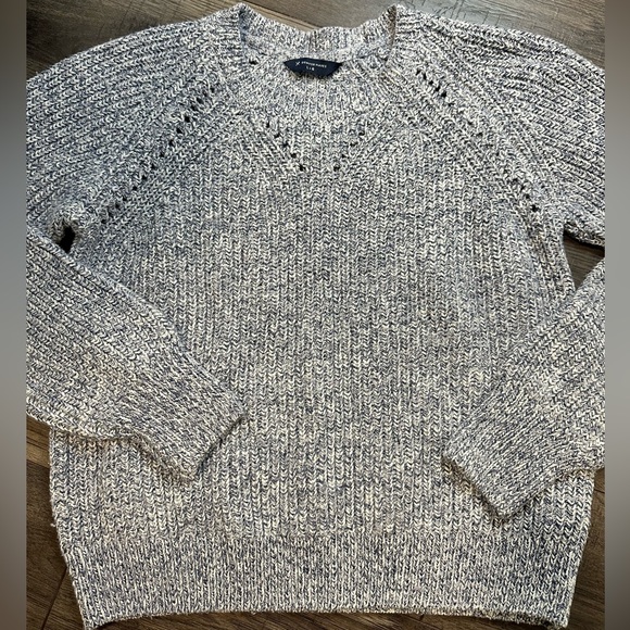 Denver Hayes | Knit Sweater - Picture 2 of 5